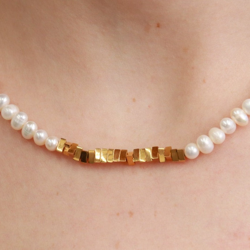 Flores | Freshwater Pearl with 18K Gold Geometric Beads Choker - Boheme Life Collection