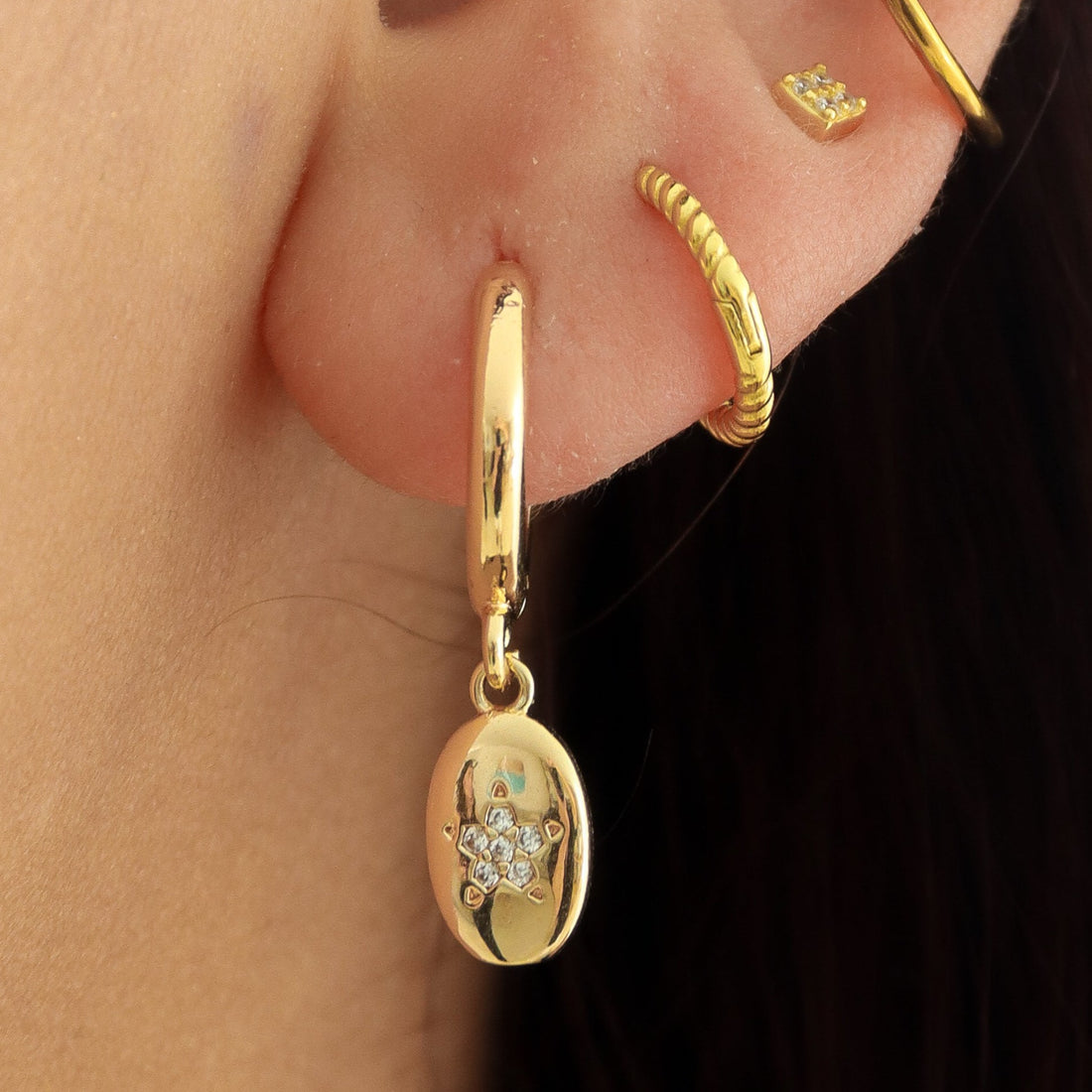 Kath | 18k Gold Plated Huggie Earrings