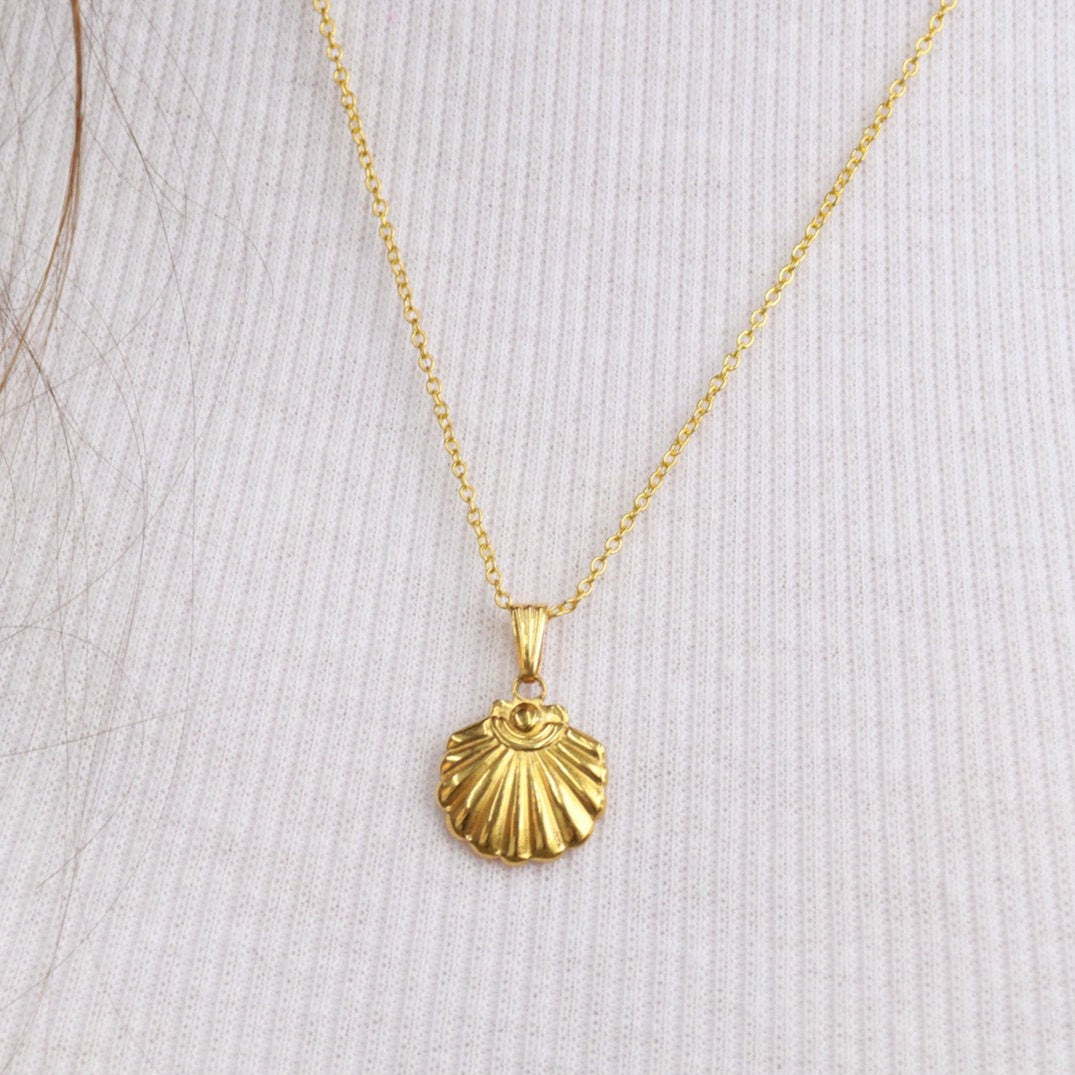 Penida | 18K Gold Plated or Stainless Steel Shell Pendant Necklace - Boheme Life Collection