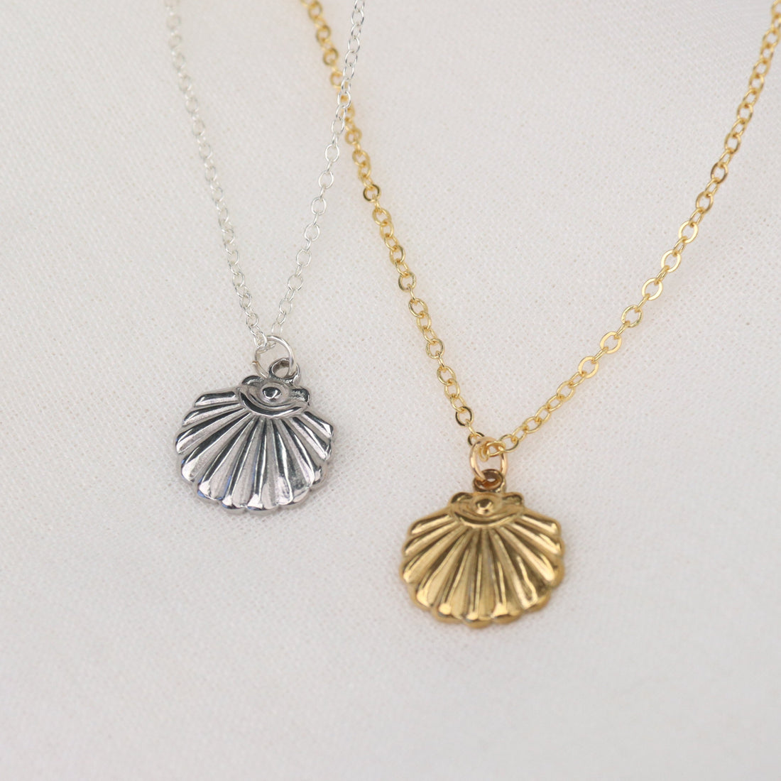 Penida | 18K Gold Plated or Stainless Steel Shell Pendant Necklace
