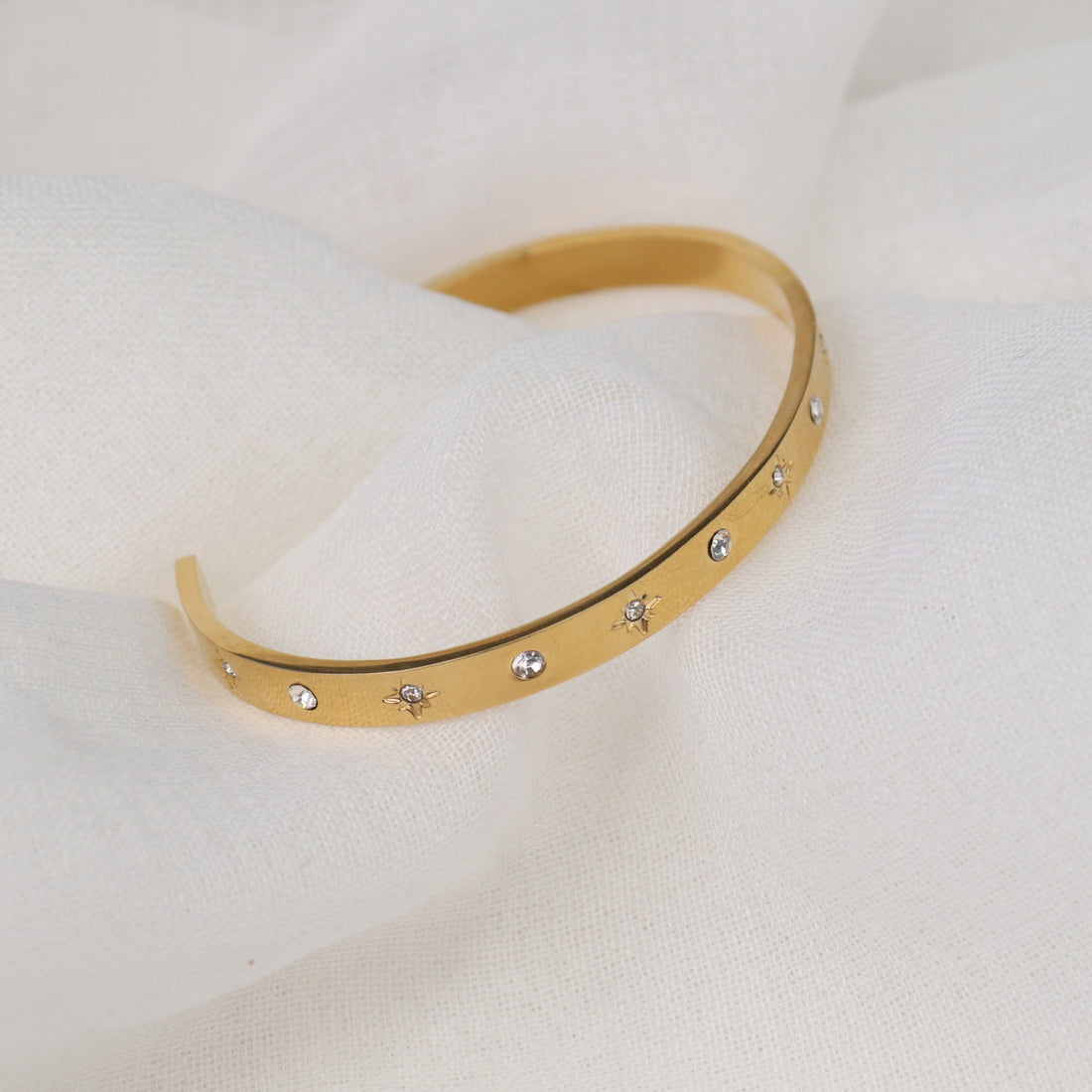 Sandy | Stainless Steel 18K Gold Plated Cuff Bangle
