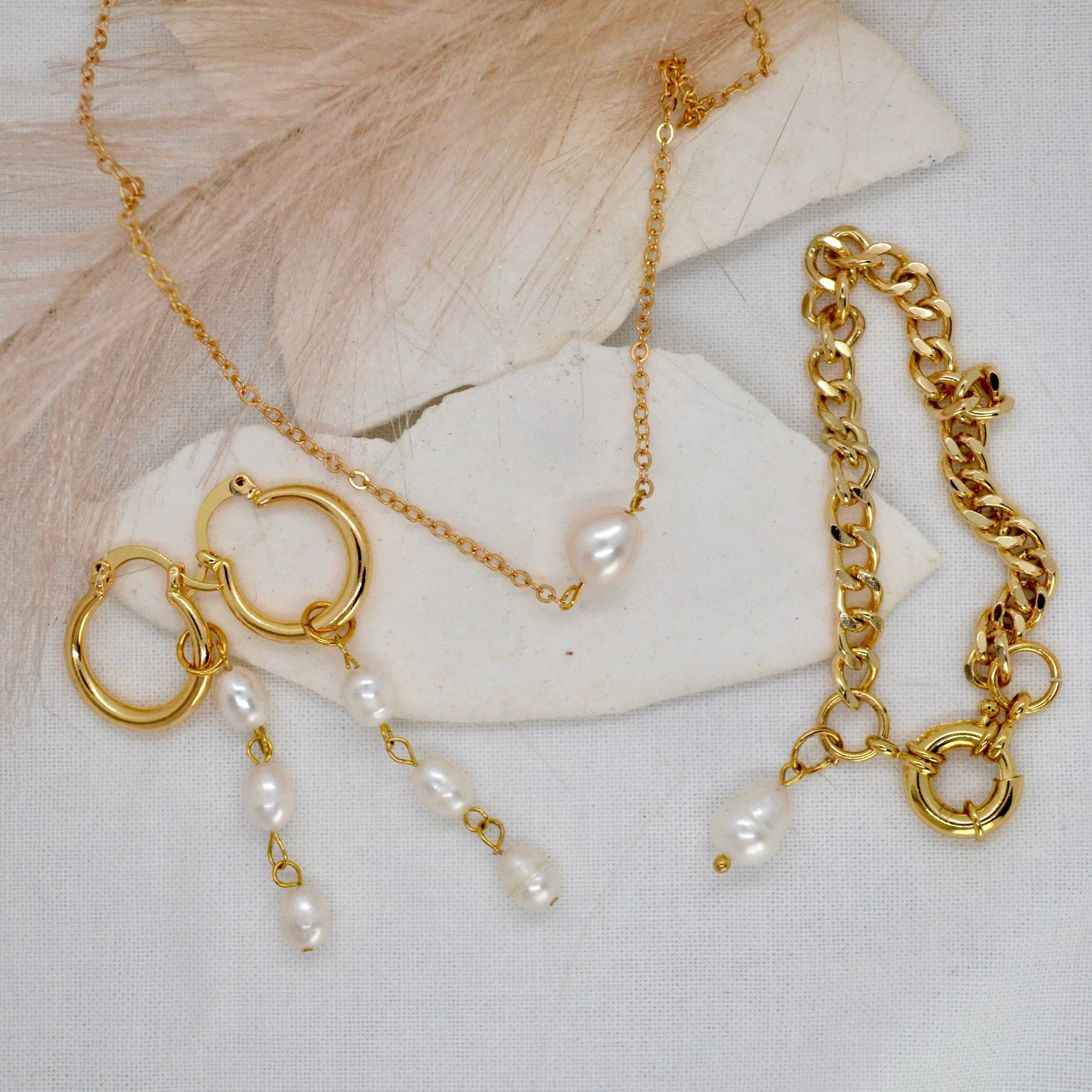 Satu | Pearl Pendant Necklace - Boheme Life Collection