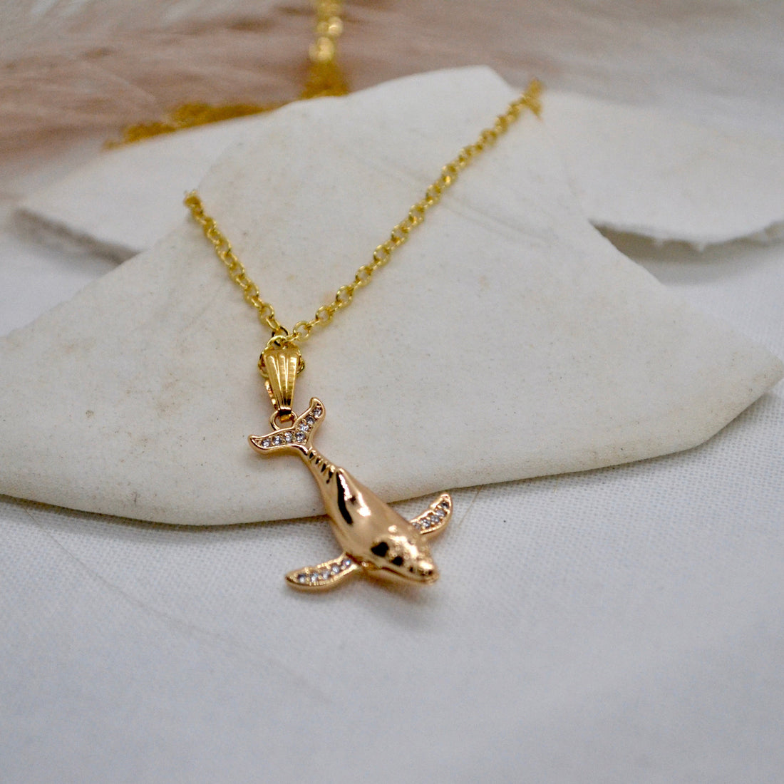 Willy | Whale Pendant Necklace - Boheme Life Collection