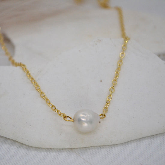 Satu | Pearl Pendant Necklace - Boheme Life Collection